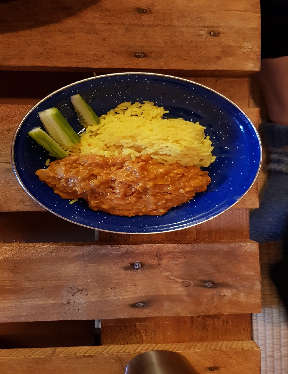 Maapähkinävoi-linssi-curry